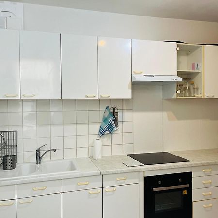 Apartment In Montmartre, Paris, Near Sacre-Coeur Read Host Profile For Booking Luaran gambar