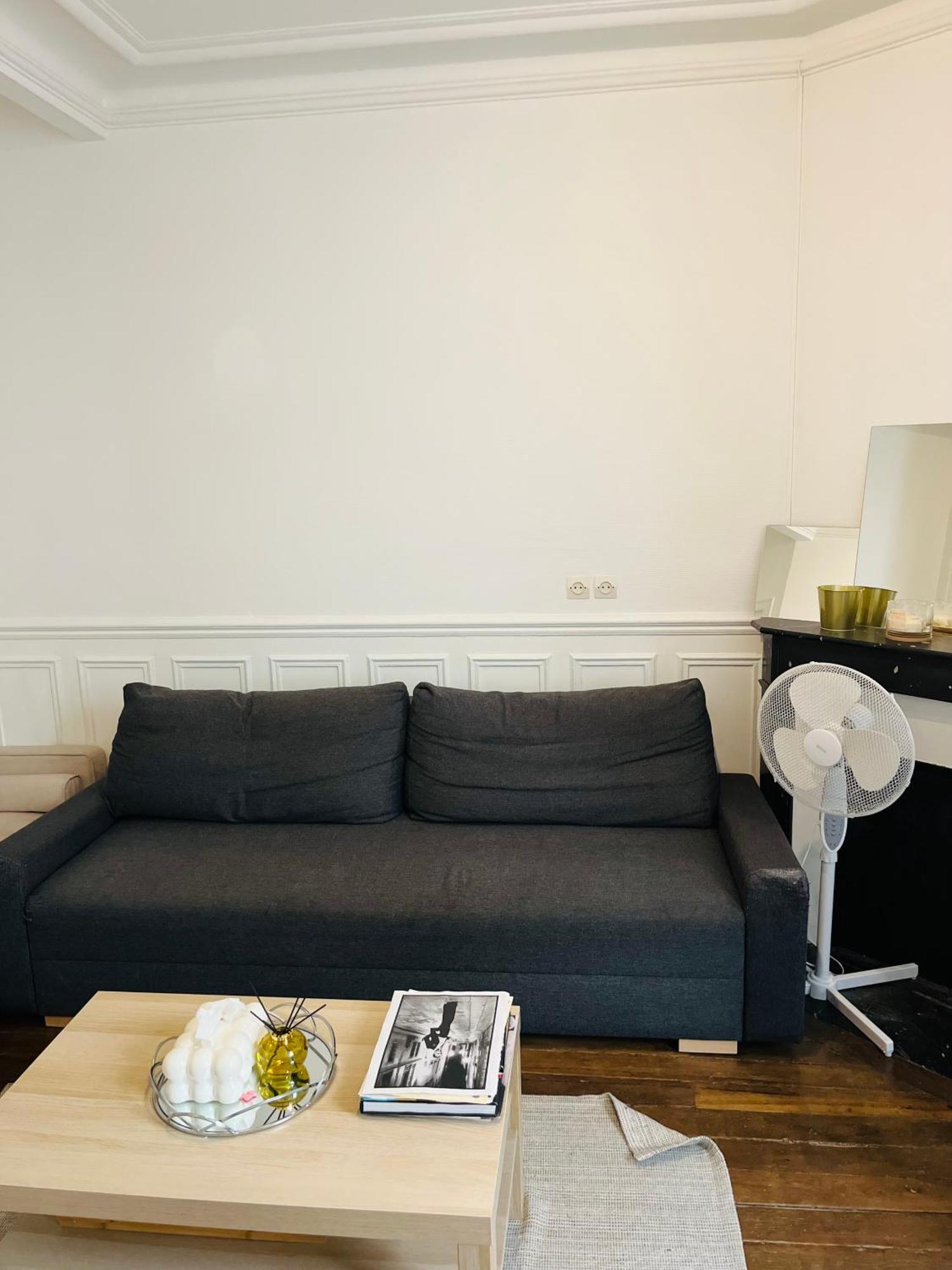 Apartment In Montmartre, Paris, Near Sacre-Coeur Read Host Profile For Booking Luaran gambar
